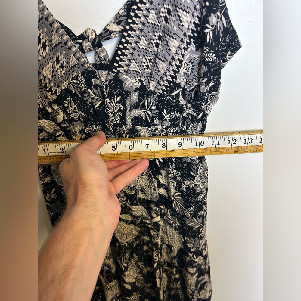 Angie Midi Dress Size L Novelty Floral Print Lightweight Open Strappy Back - Picture 7 of 13